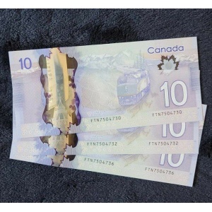 CAD $10 Banknotes